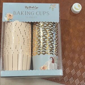 My Mind's Eye Gold and Cream Baking Cups - 50 Pieces